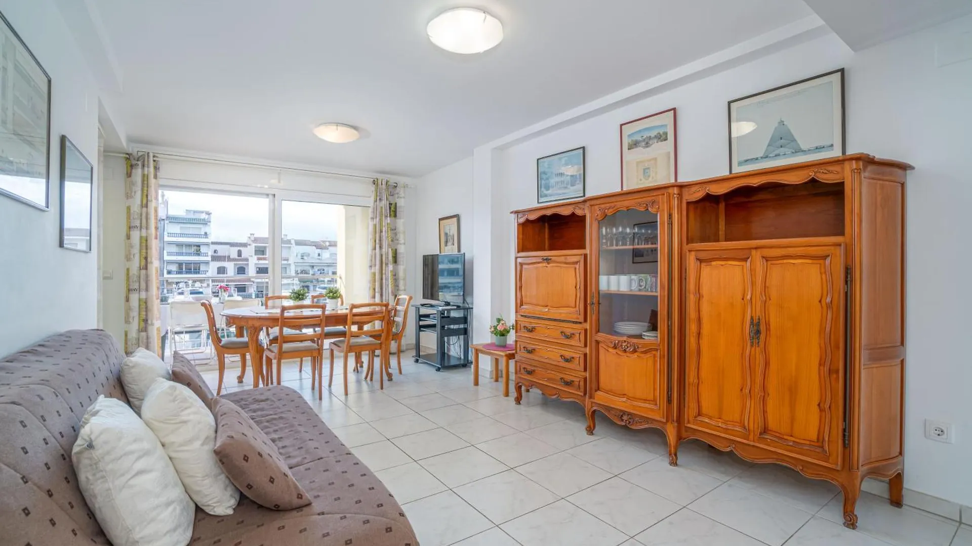 Apart-Rent Apartment Port Salins 0163 Empuriabrava 0*,  Spanien